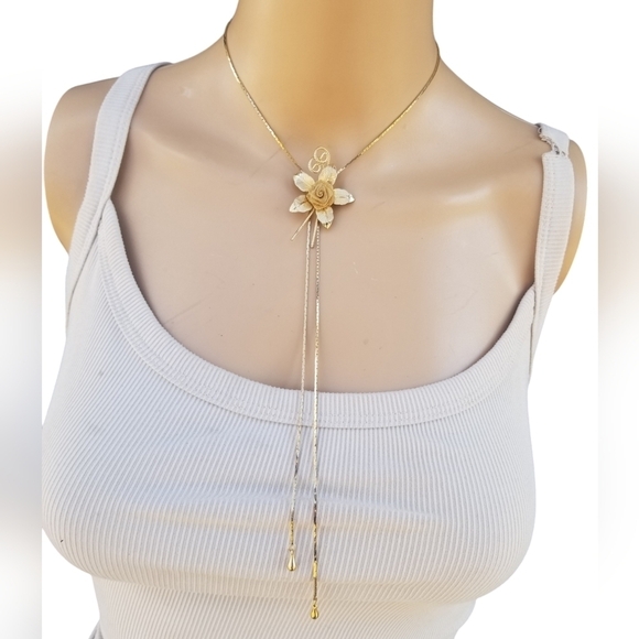 Vintage Jewelry - VINTAGE GOLDTONE & ROSE LARIAT NECKLACE